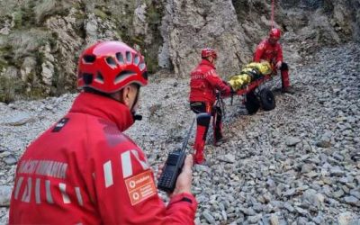 Salvamontiști în acțiune: 25 de persoane ajutate, 6 la spital