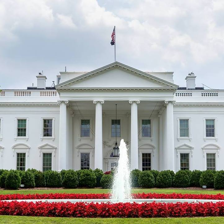 Trump îl numește pe Will Scharf avocat la Casa Albă