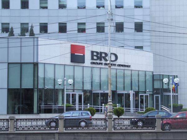 BRD rezistă într-un climat economic fragil