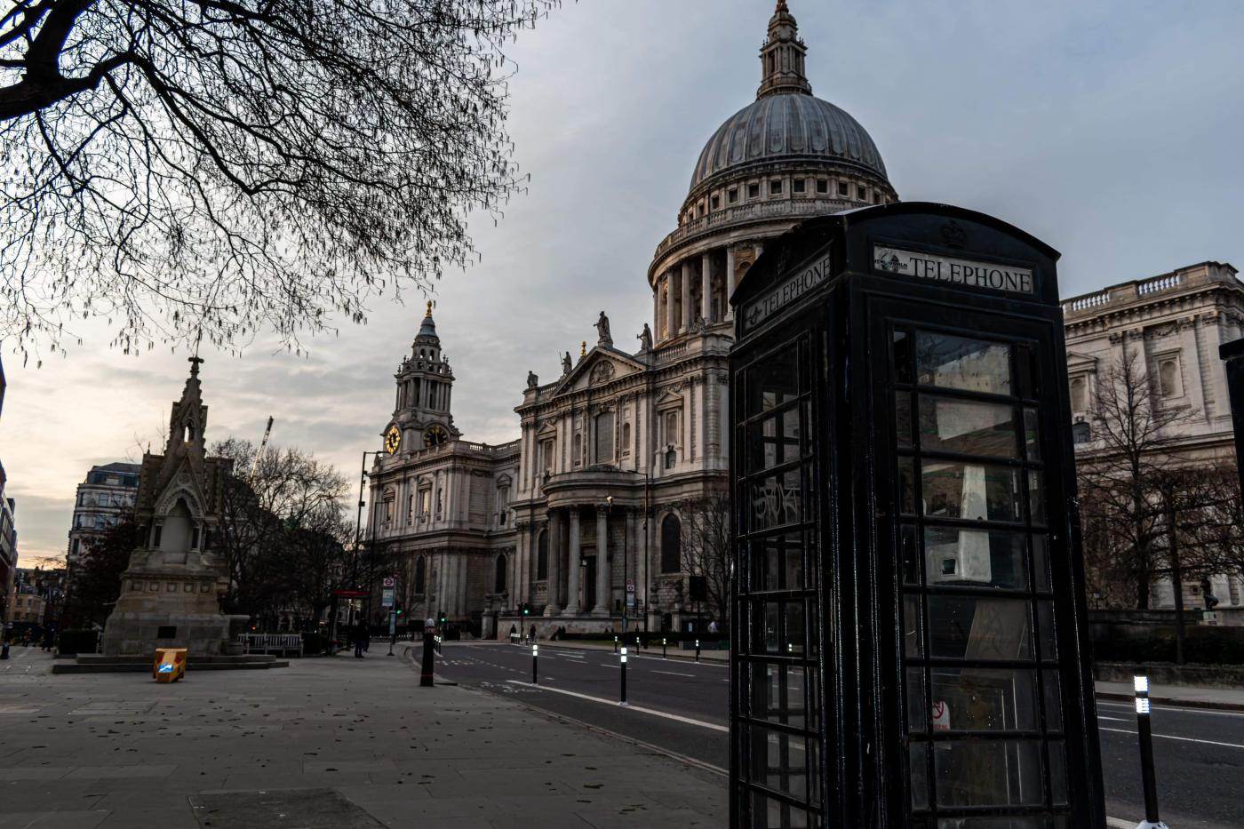 Ambasada SUA la Londra, acuzată de ingerință politică de The Guardian