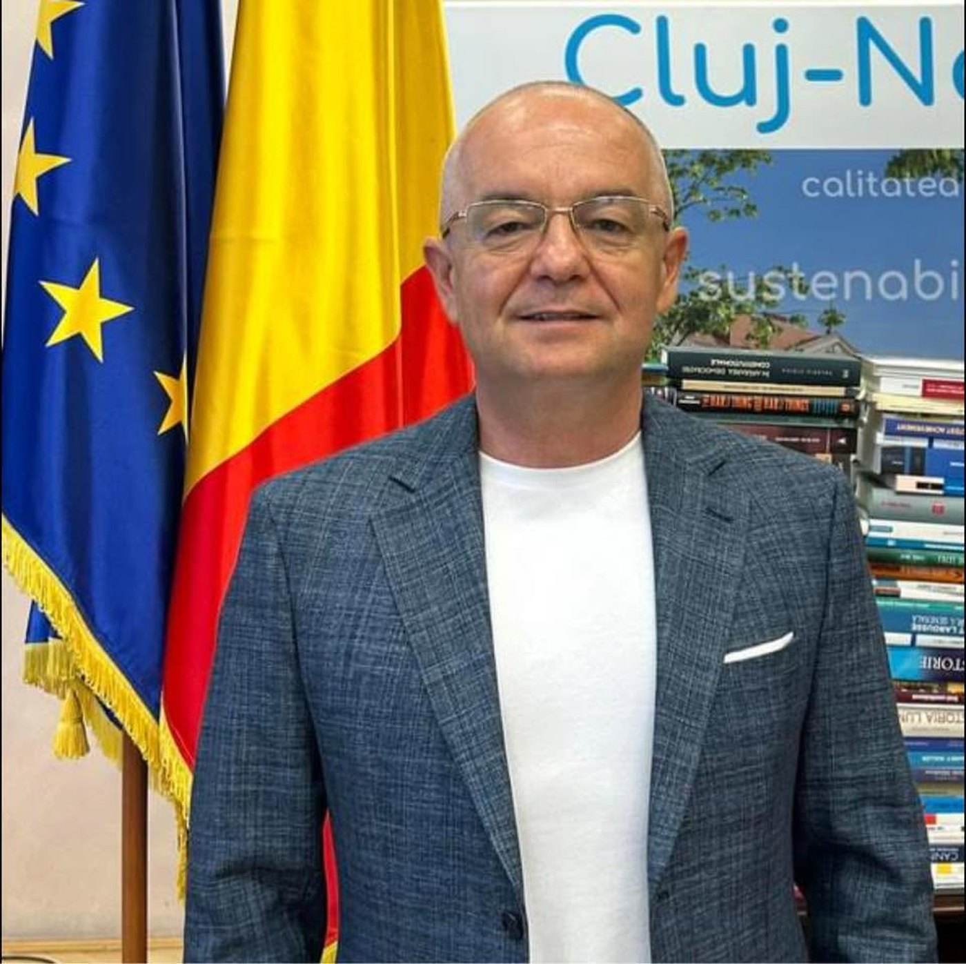 Boc: Rețelele sociale, sub control strict. E nevoie de legi noi