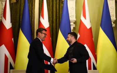 Londra se pregătește de atac rusesc: Apă, conserve, manual nou