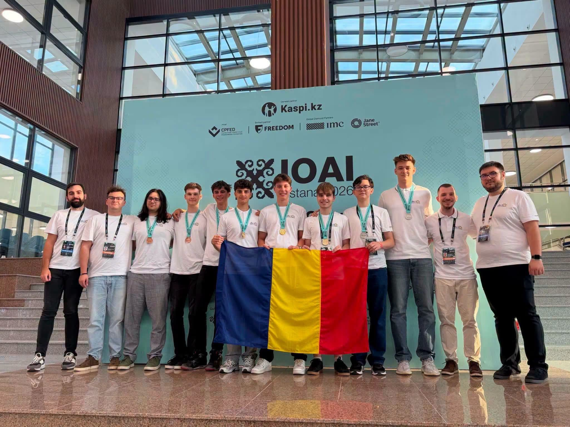 Bravo, elevii României, campioni la Olimpiada Internațională