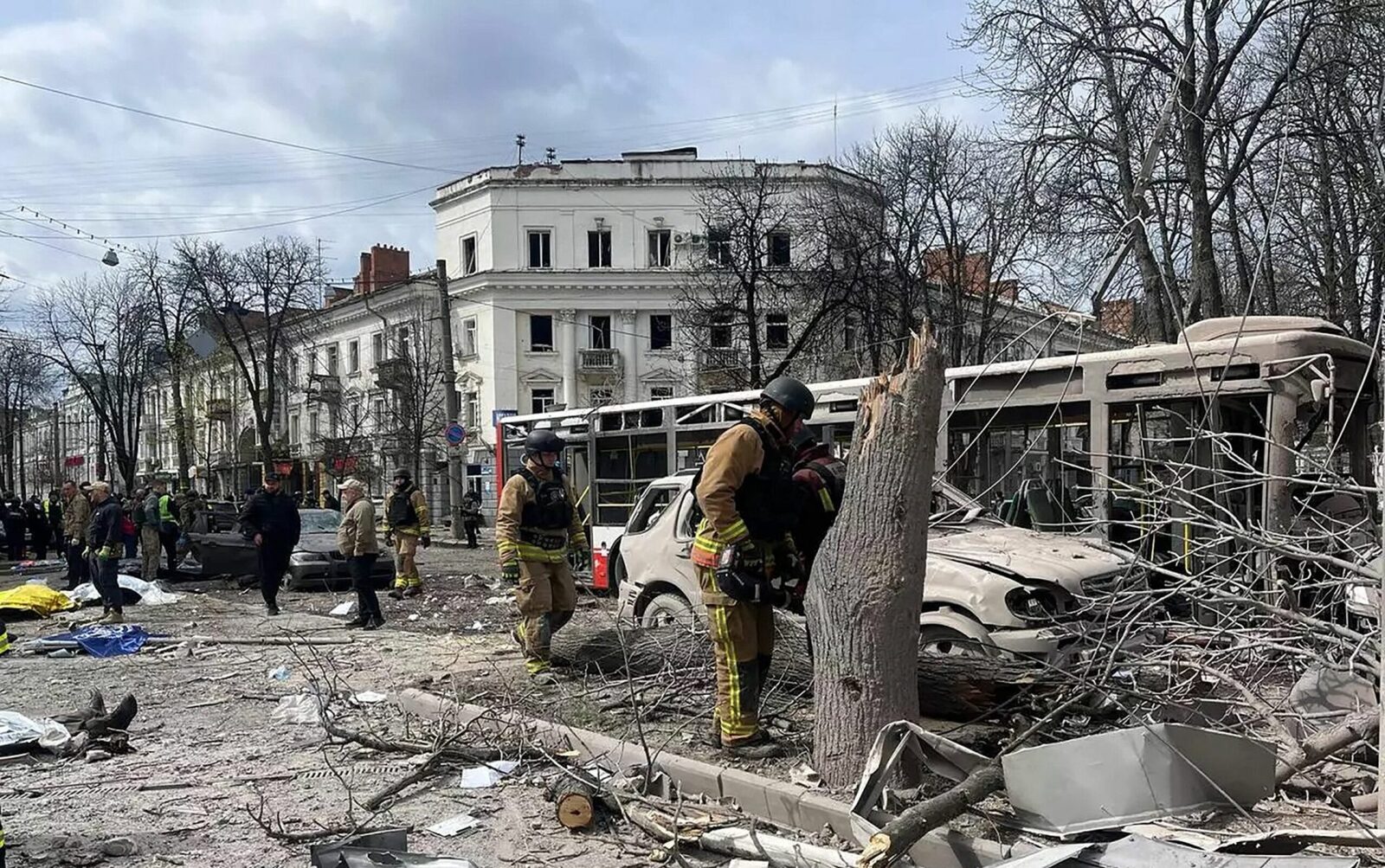 Sumî sub bombe: 5 răniți după atacul rus