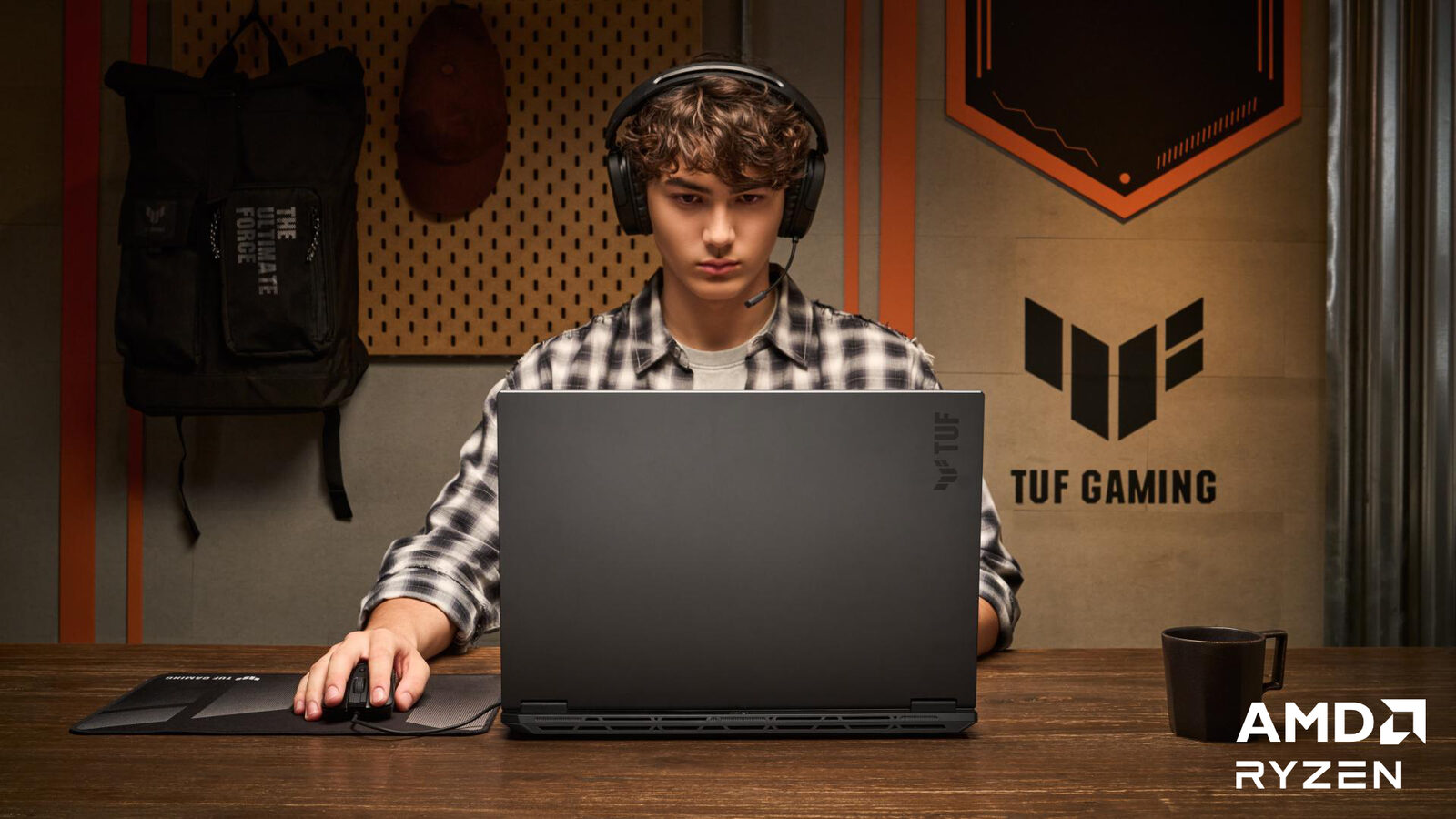 ASUS TUF cu AMD Ryzen: Puterea gamingului și creației
