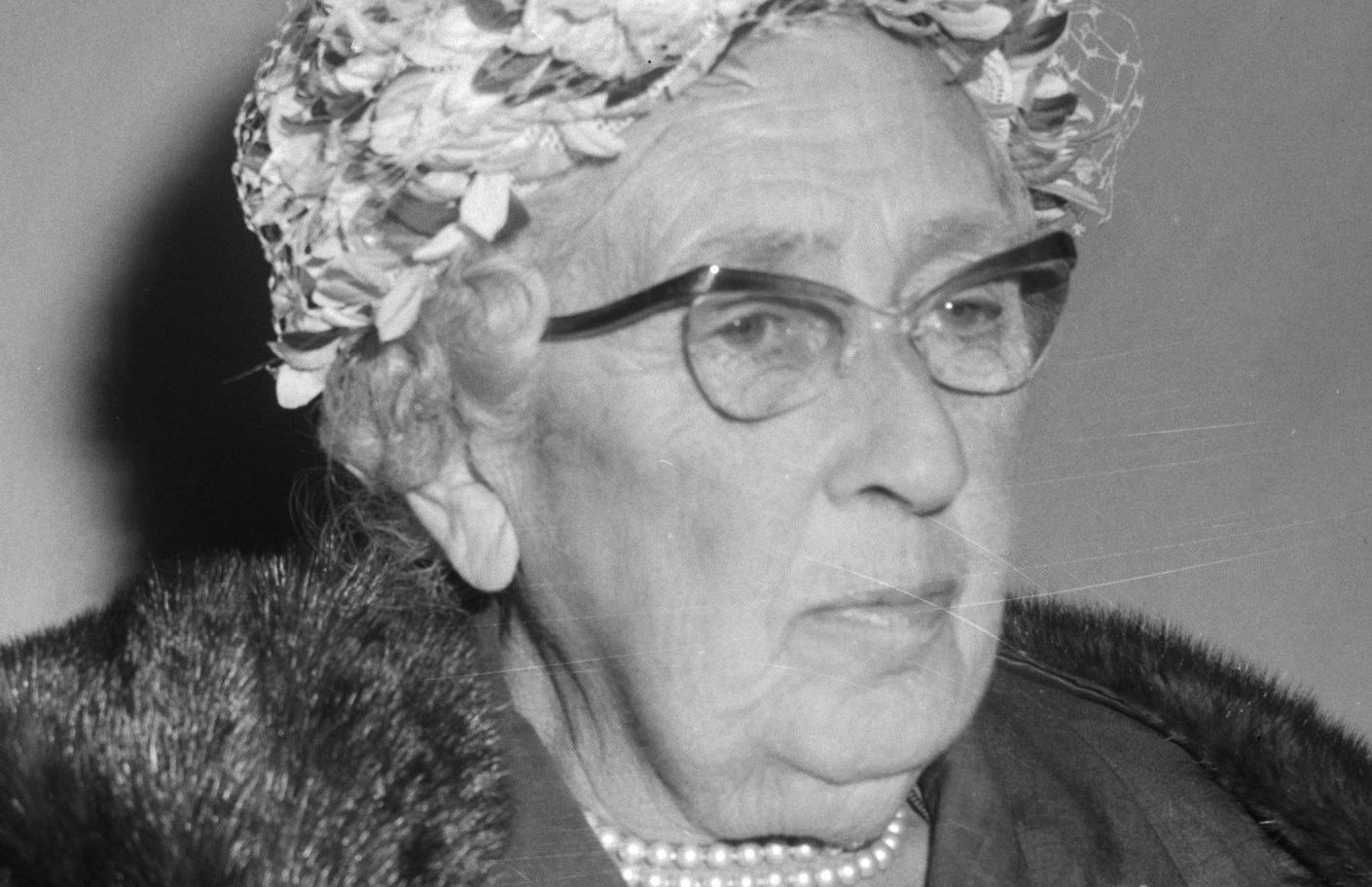 Scriitori uriași: Cum au început Christie, Hemingway, King, Lee