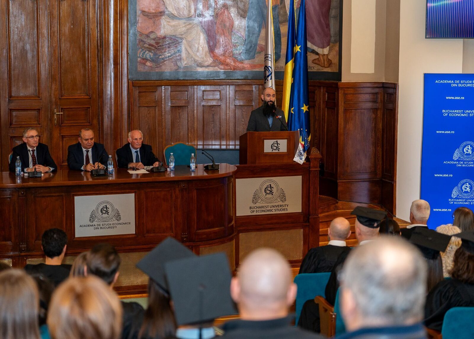 România: 32% din joburi vor cere studii superioare până-n 2035