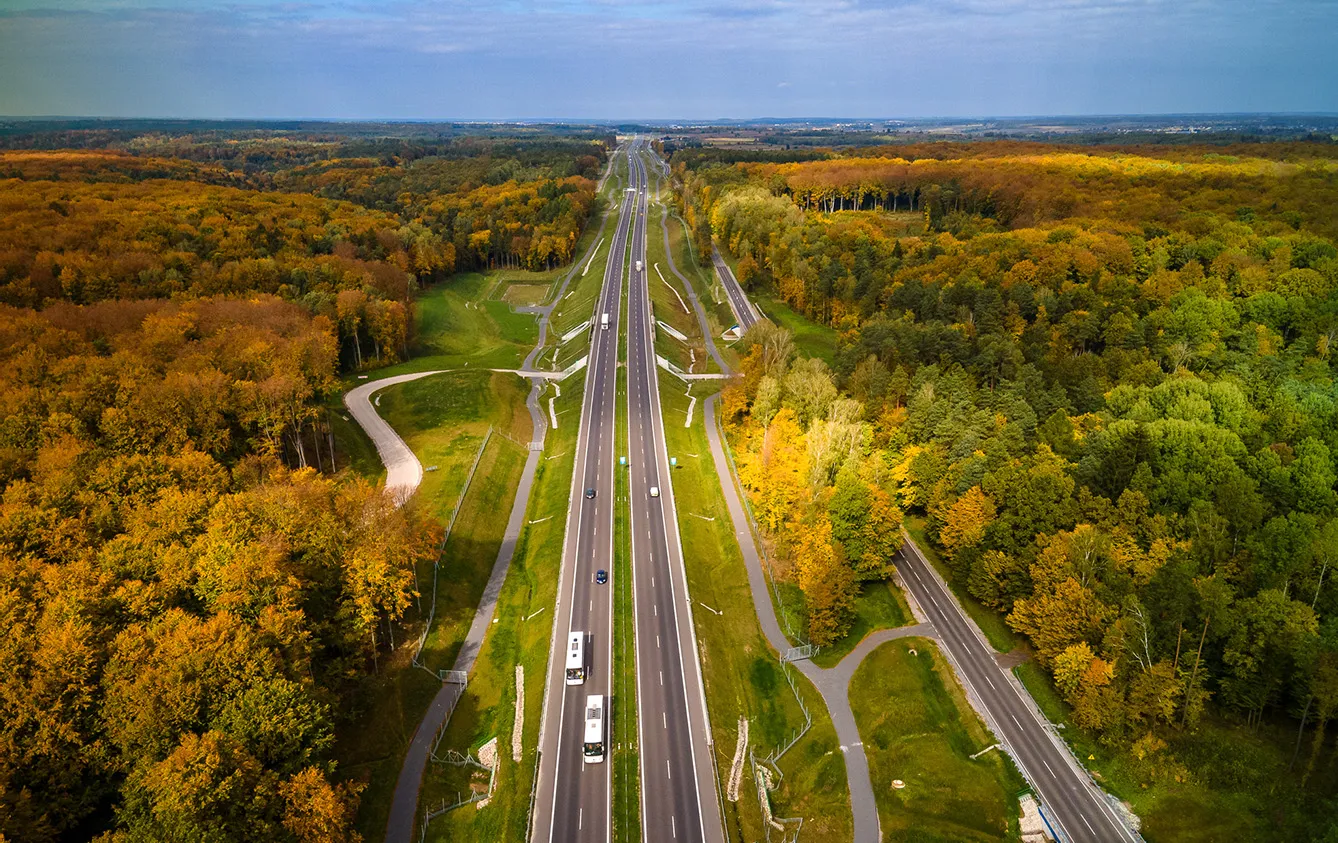 Via Carpatia, autostrada mileniului. Când va fi gata și pe unde trece prin România
