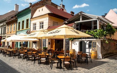 Bran și Brașov: Prețuri șocante la ciorbă, cartofi și friptură
