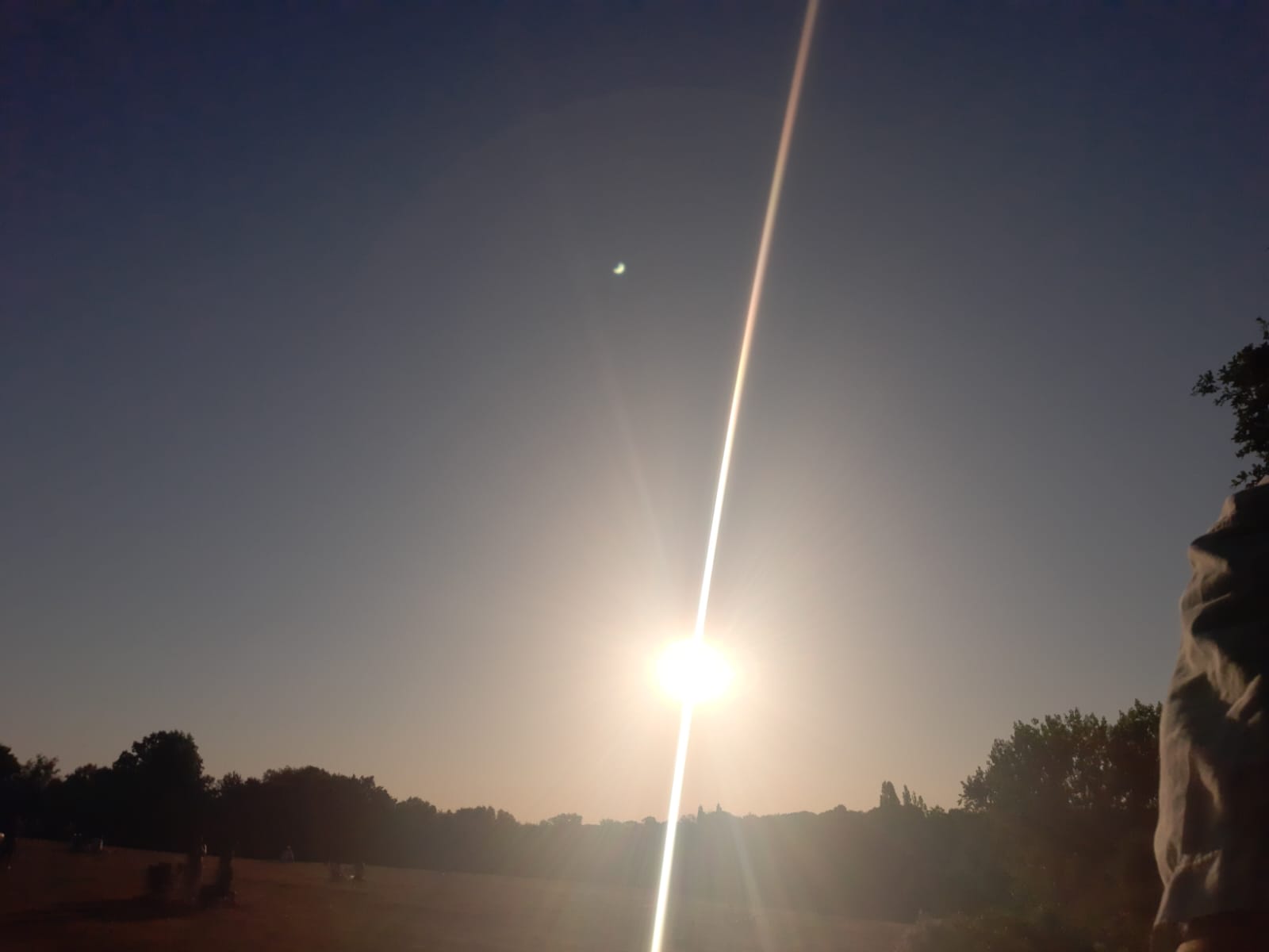 ISLANDA ÎN ÎNTUNERIC TOTAL DIN CAUZA ECLIPSEI SOLARE