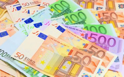 Europa redescoperă banii cash: De ce numerarul revine în portofele