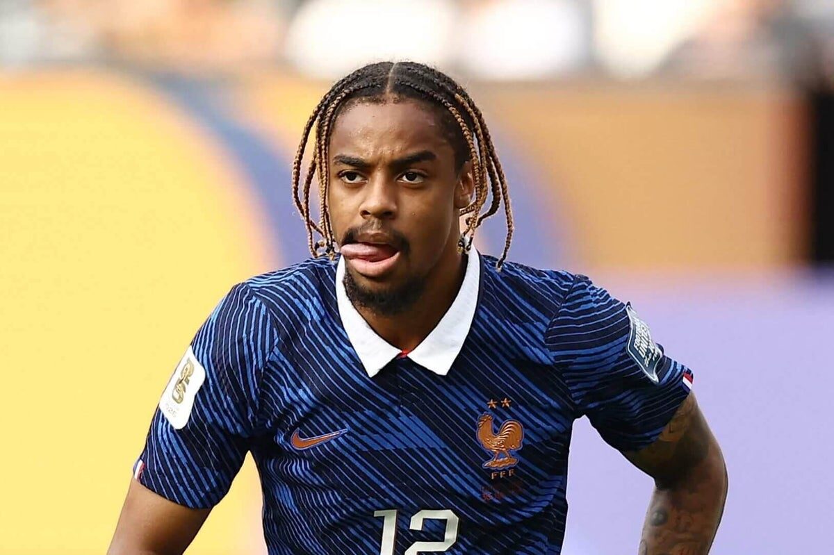 Liverpool îl ia pe Barcola de la PSG: 120 de milioane de lire sterline