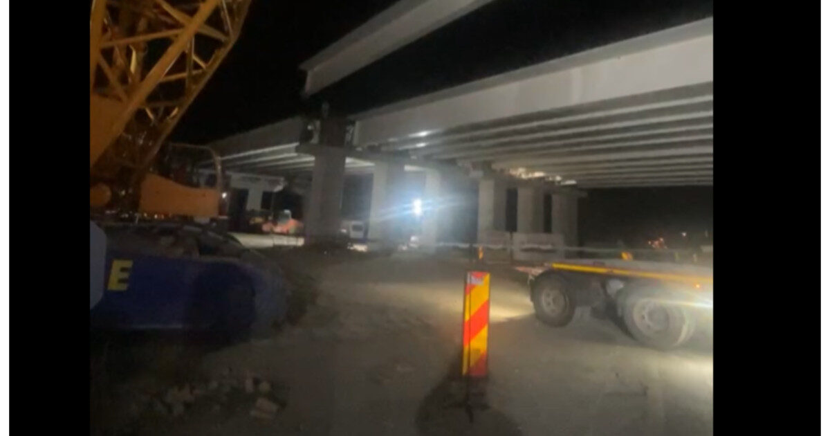Autostrada spre București, aproape gata: Se ridică ultima grindă la DN7