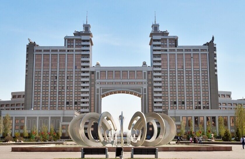 KazMunayGas vrea să urce cu 31% exporturile pe BTC