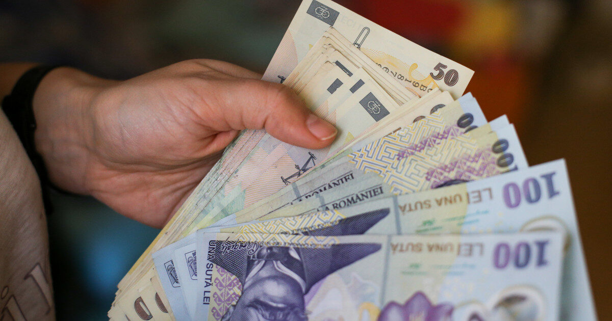 Păun: Statul obez consumă resurse, poporul plătește!