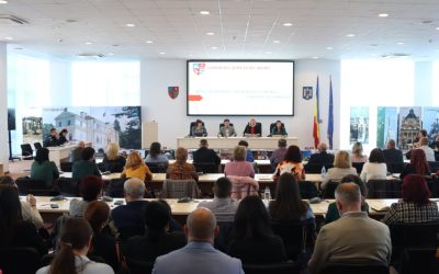Arad: Opt consilieri demisionează din cauza incompatibilității