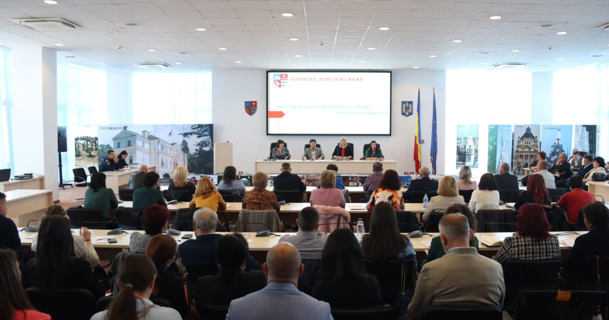 Arad: Opt consilieri demisionează din cauza incompatibilității