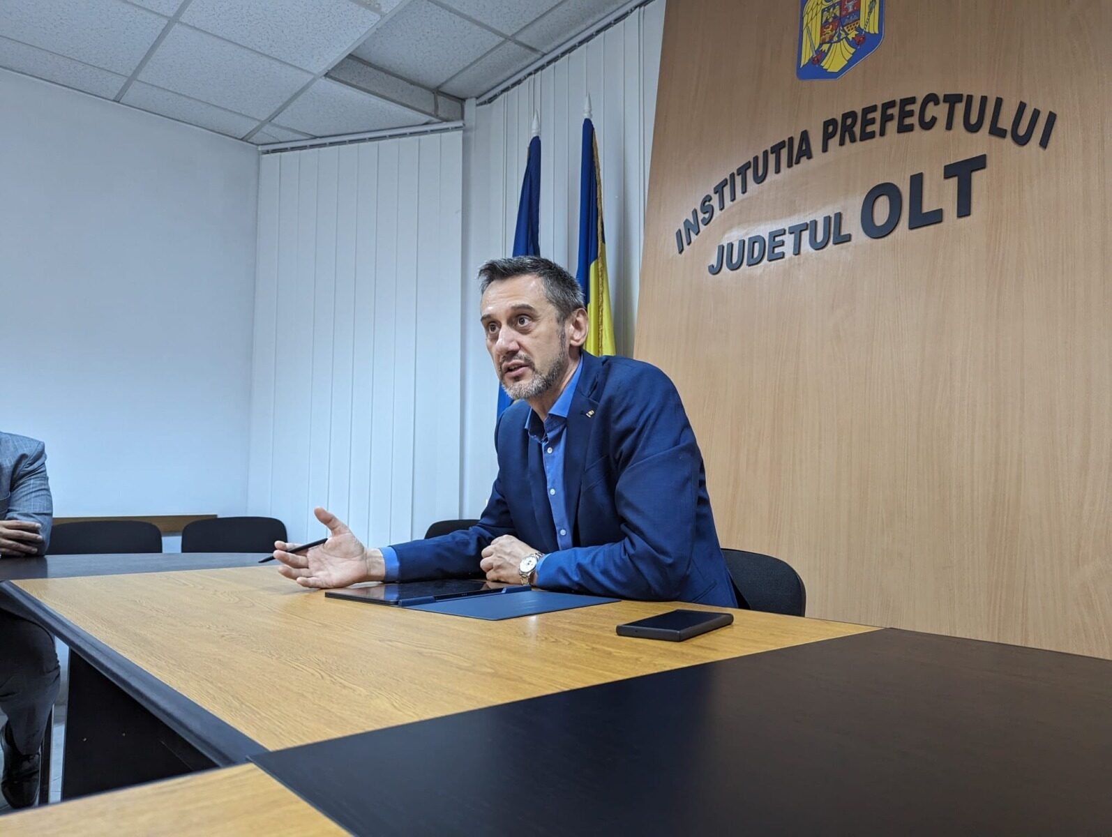 Primarul SLATINEI, DE MEZZO, inculpat în dosarul Cimitirului