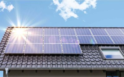 Panouri fotovoltaice: Mai produc energie după 25 de ani sau la gunoi