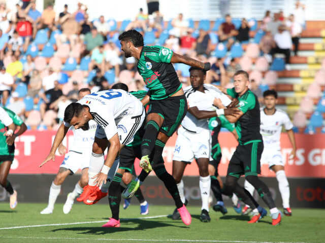 Botoșani și Corvinul, 0-0. Remiză albă, oaspeții au terminat în 10