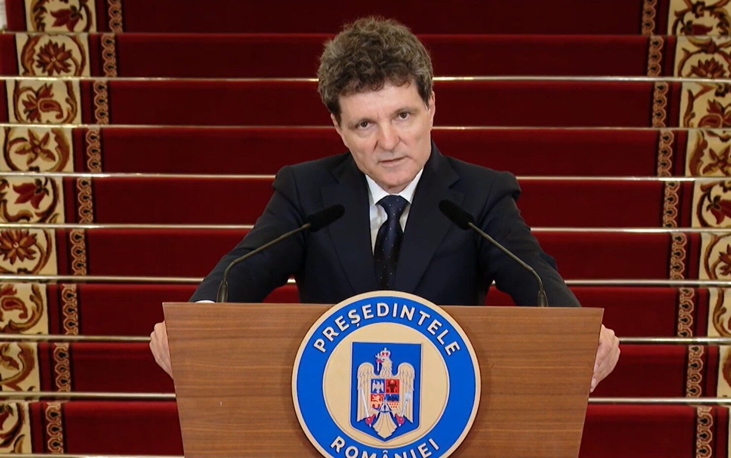 Nicușor Dan, eșec la Senat: Doar 5 aleși susțin urșii