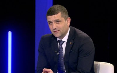 Strada clocotește: 600.000 contra lui Grindeanu, Miruță critic