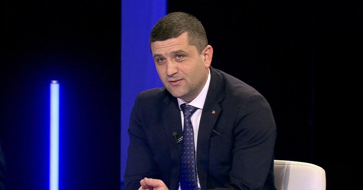 Strada clocotește: 600.000 contra lui Grindeanu, Miruță critic