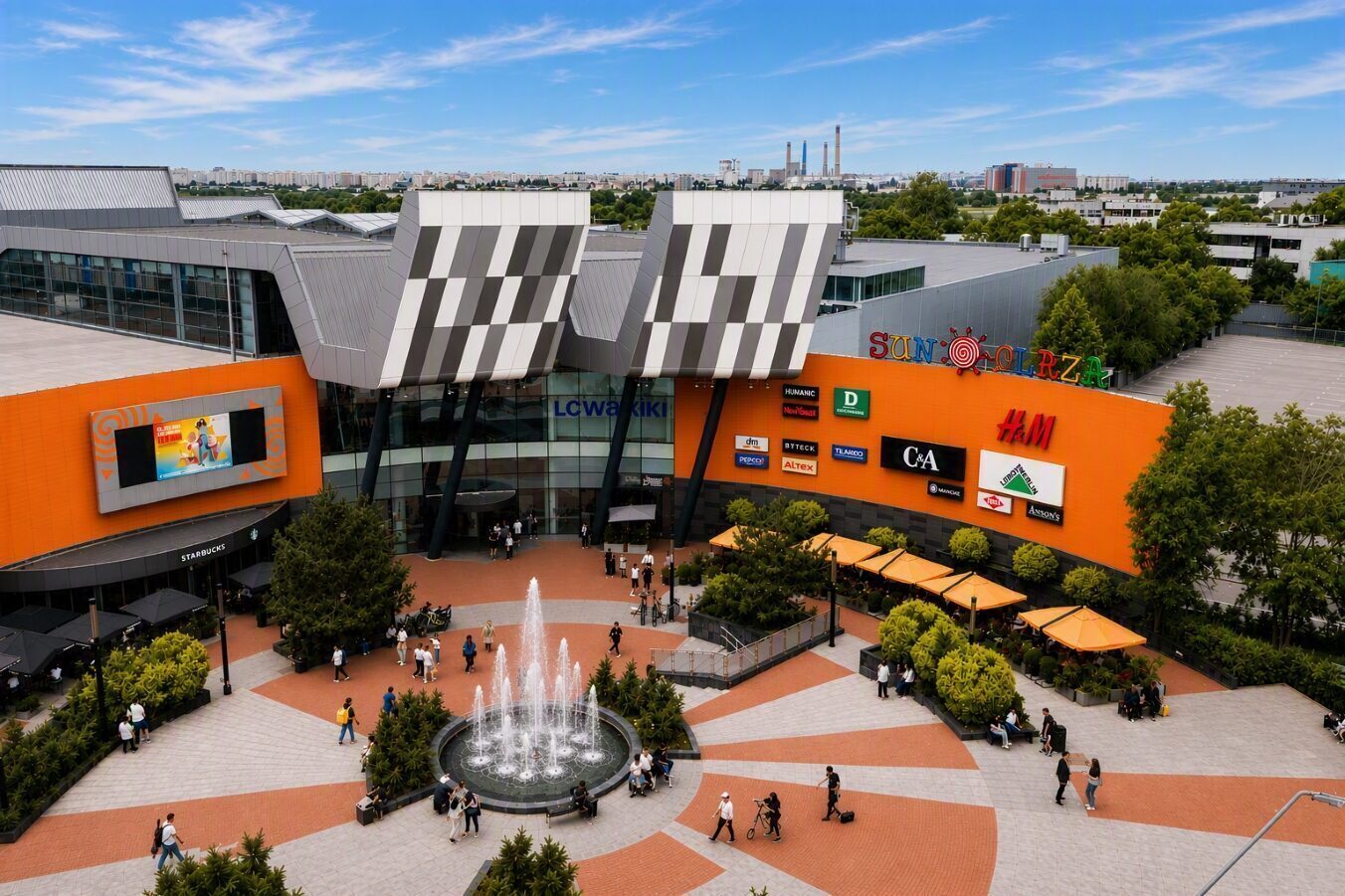 Sun Plaza aduce Primark, Peek&Cloppenburg și Reserved în România
