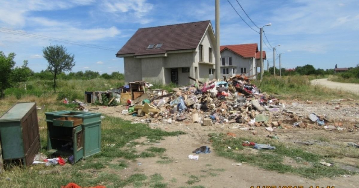 Ultimul tren pentru casele fără autorizație: românii au la dispoziție un an să le pună în legalitate sau riscă demolarea