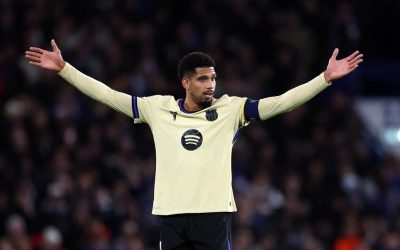 Araujo, la Liverpool: Negocieri avansate