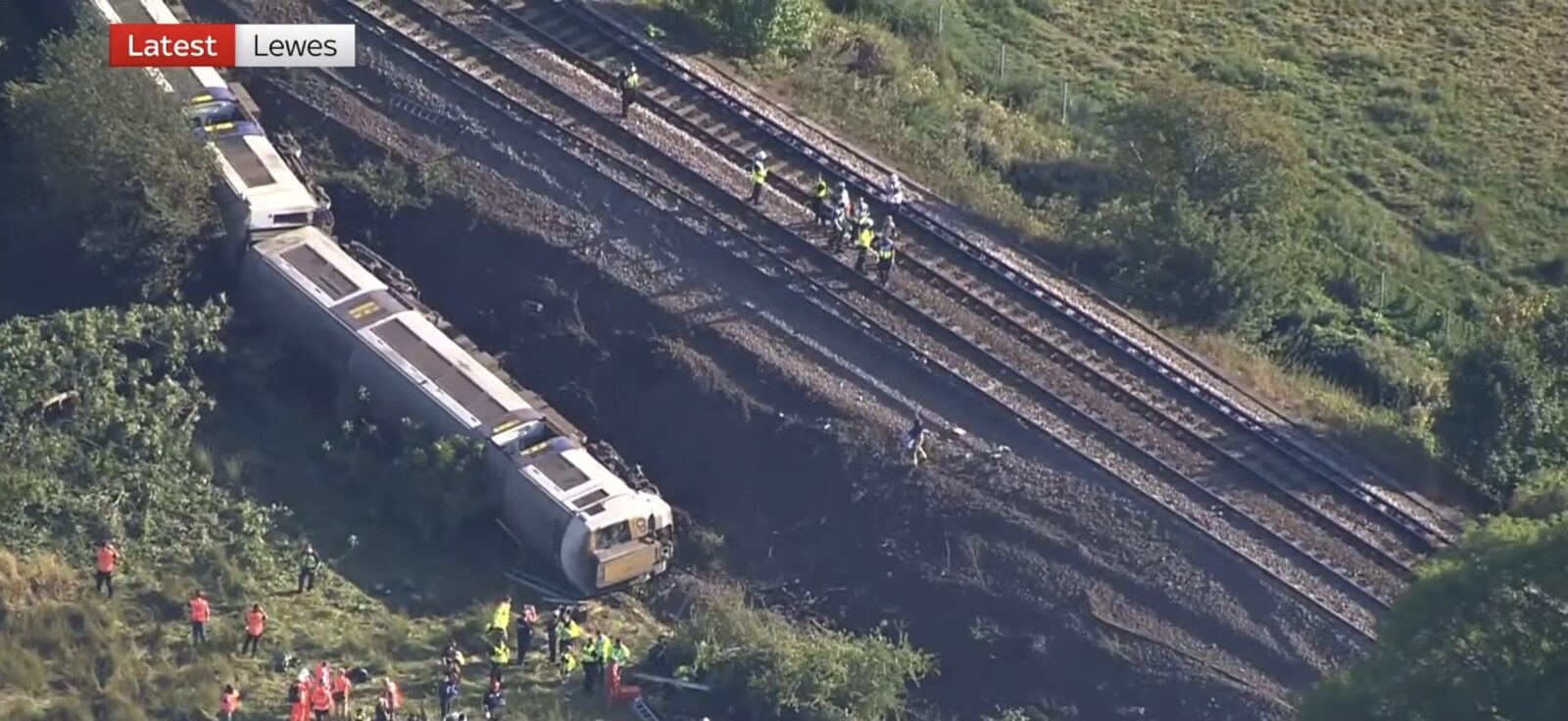 Tren blocat, pasageri prizonieri lângă Brighton