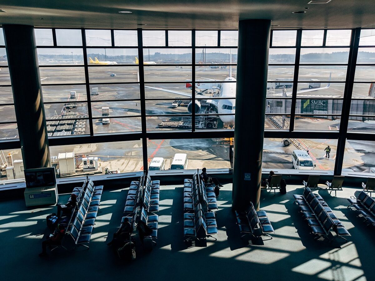Etna închide Aeroportul Catania până sâmbătă