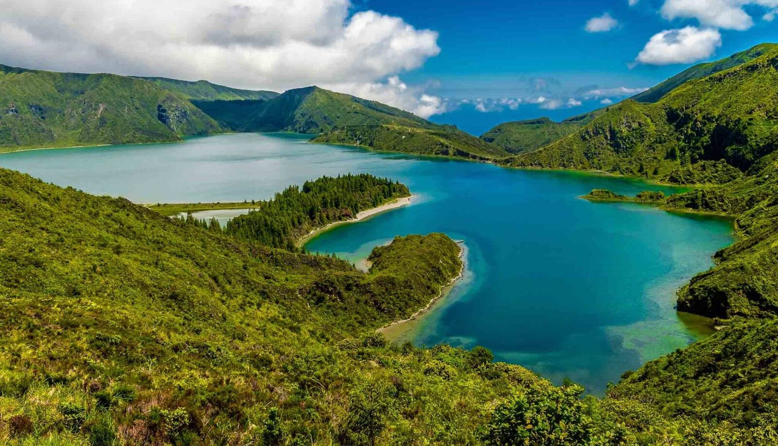 Azore: Paradisul european pentru vara ta