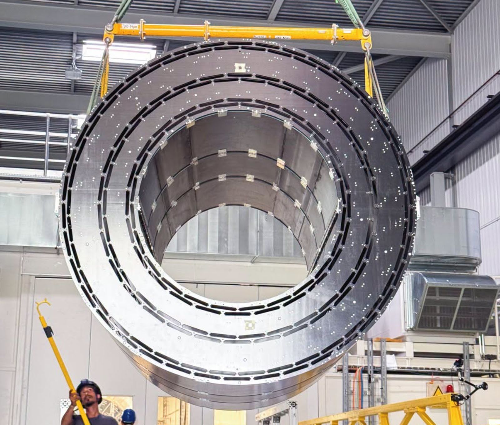 Piesa crucială pentru viitorul CERN a ajuns la Geneva
