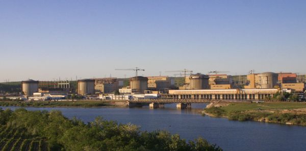 Râuri pe terminate: Cum salvează energia nucleară o Europă uscată