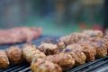 Carne românească, prinsă-n plasa UE: Fibre de mazăre și vitamina B1 lipsă