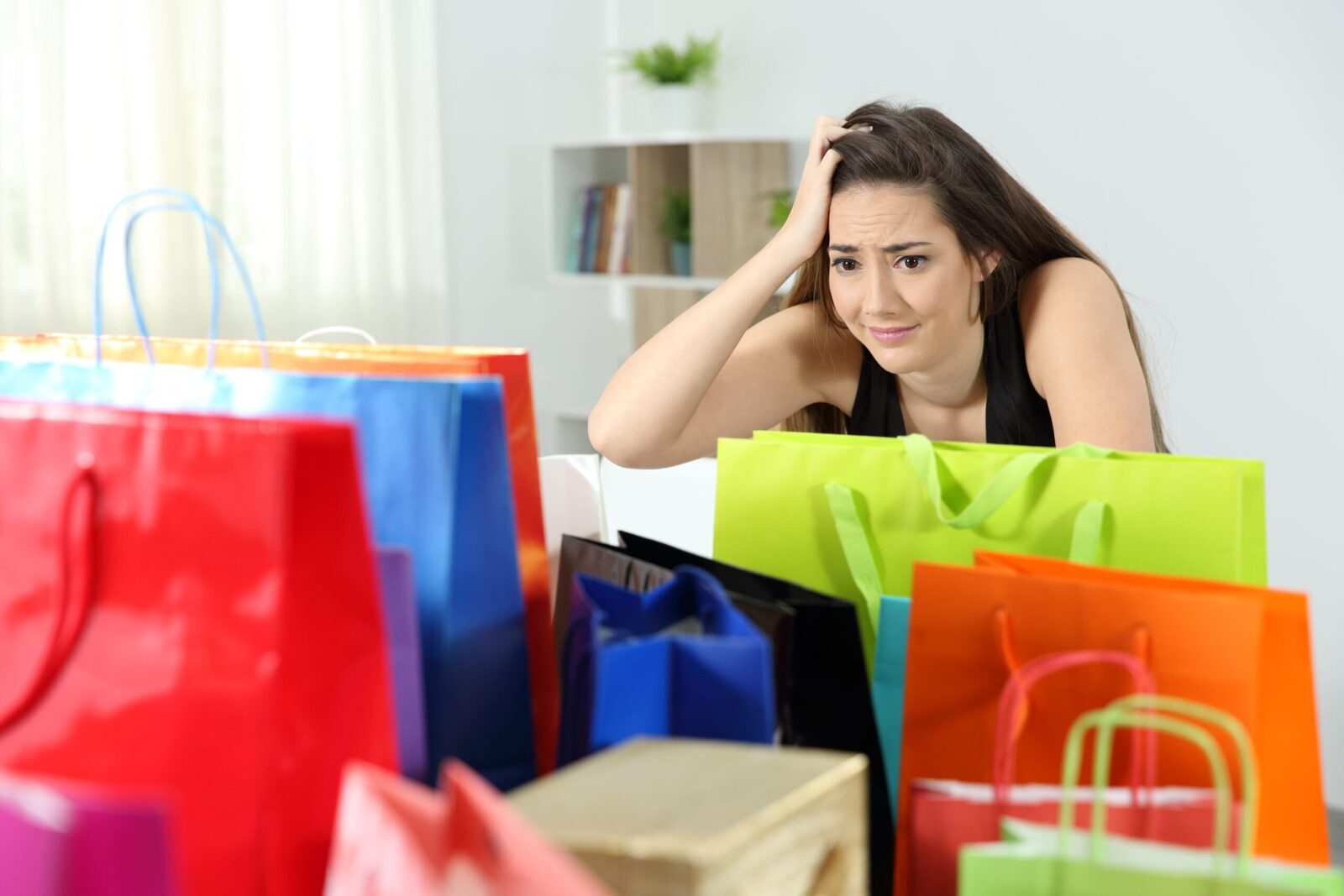 Oniomania: Când cumpărăturile te controlează