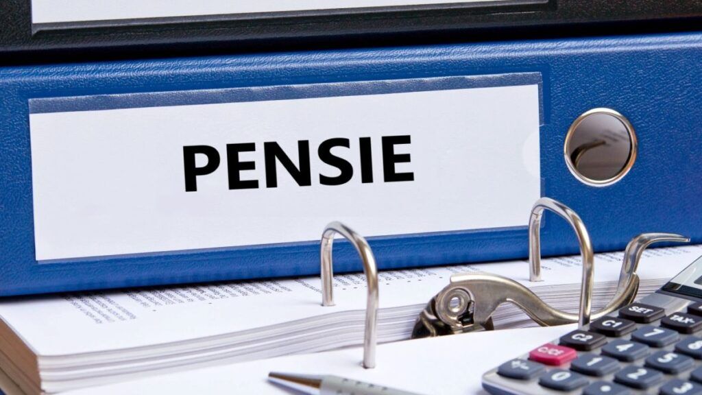 Pensia ta: Află vârsta exactă după anul și luna nașterii