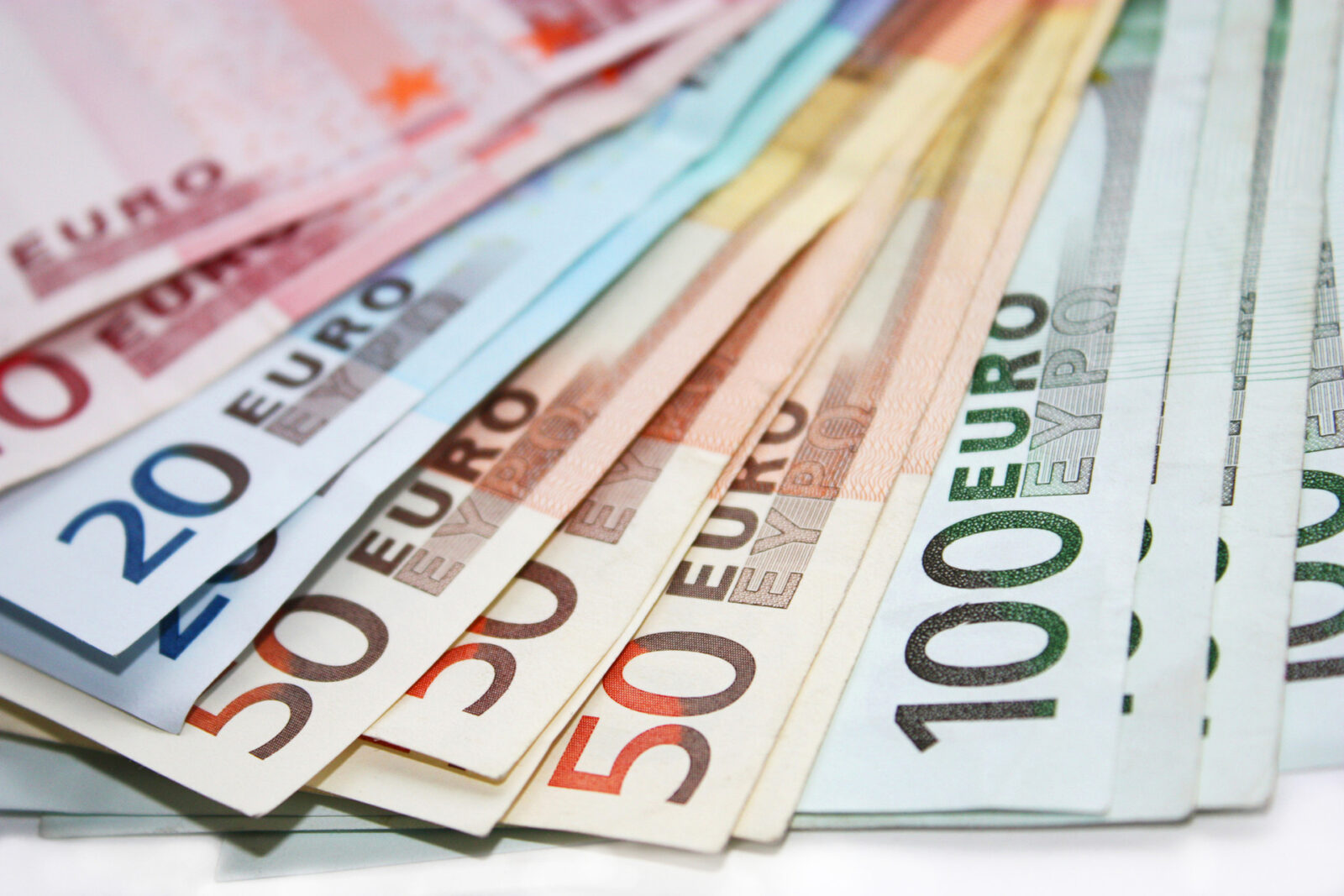 România a primit primii 2,5 miliarde euro SAFE