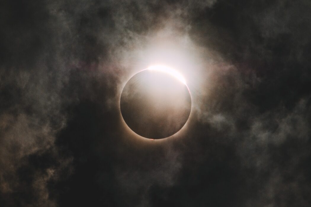 Eclipsa Soarelui: Ce-ți rezervă astrele după 12 august