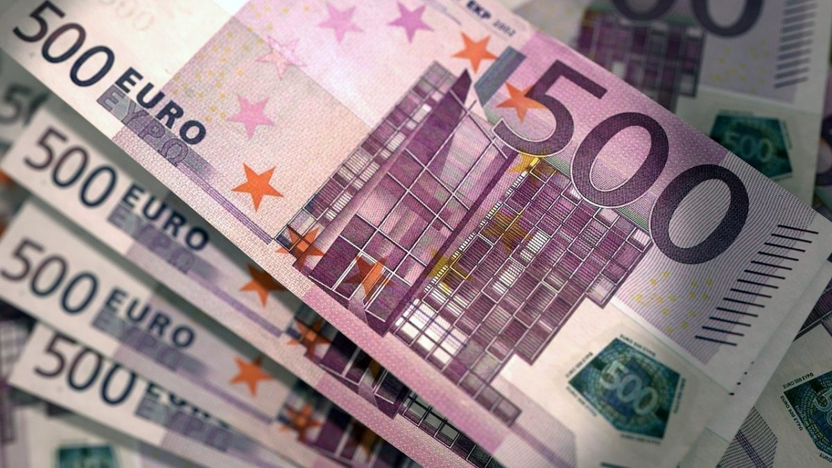 Spitalul Suceava angajează avocați cu 100 euro/oră pentru scandaluri interne