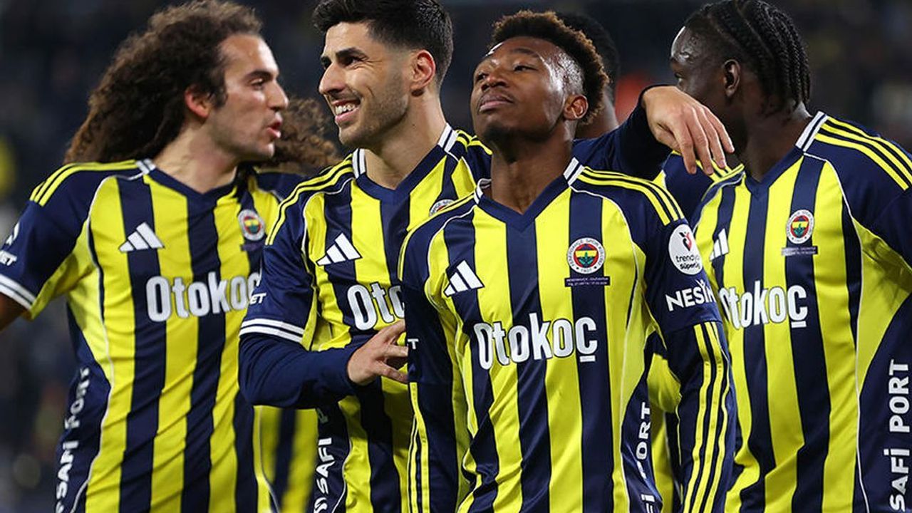 Fenerbahce intră în teren după 17 ani, titularizarea e aici