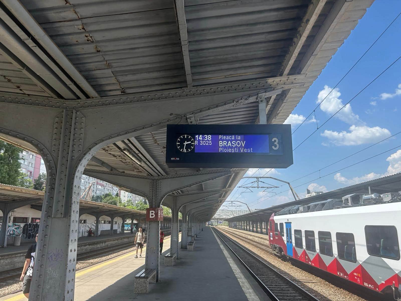 Primul PESA pleacă spre Brașov din București