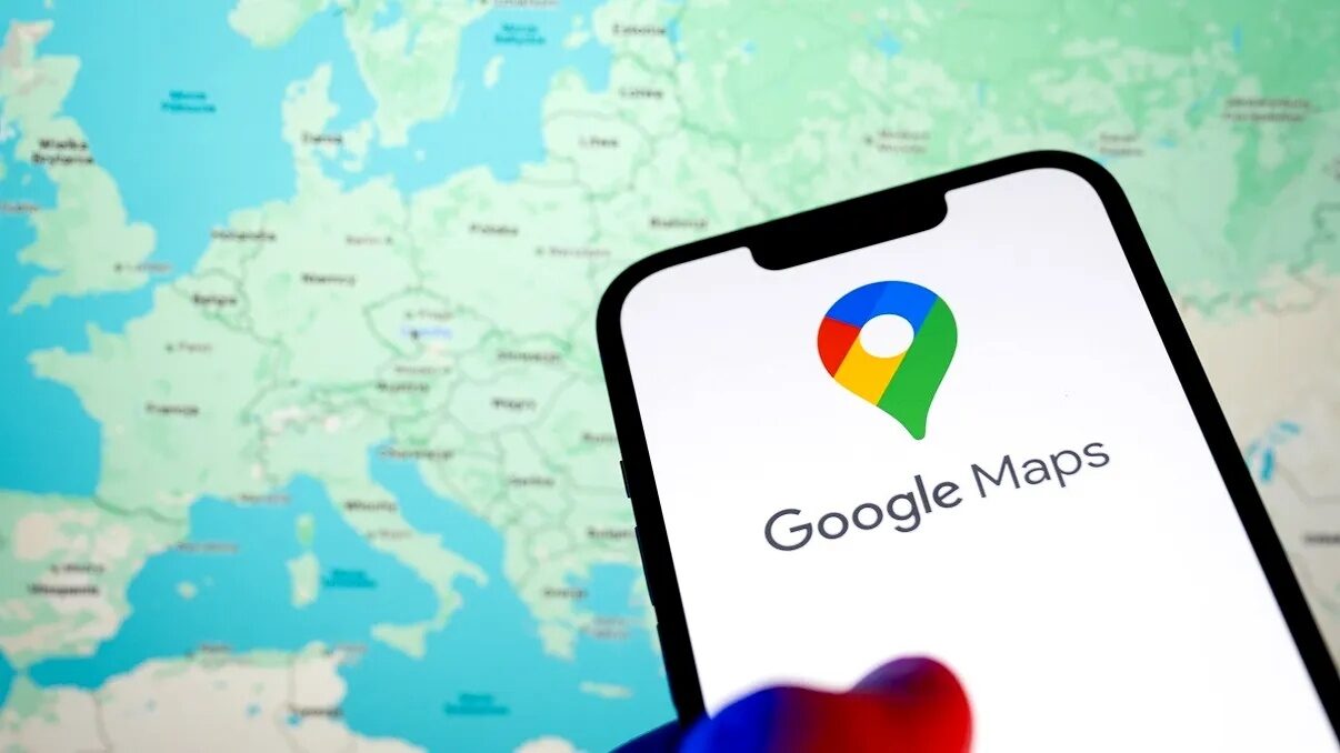 Google Maps 3D pe telefon: Revoluție în navigație