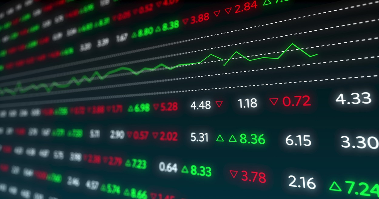Bursa încrezătoare după Moody’s: BET zboară, titlurile de stat pierd 2%