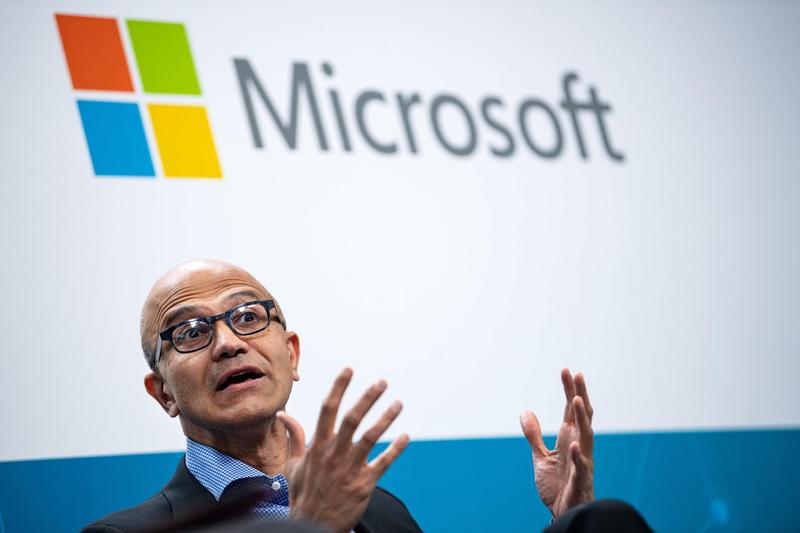 Șeful Microsoft, avertisment șoc pentru firmele cu AI