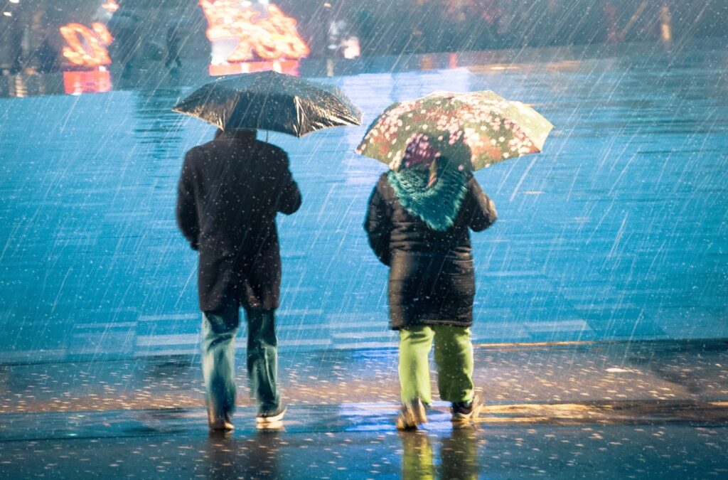 Caniculă și ploi abundente: ANM explică de ce se întâmplă asta