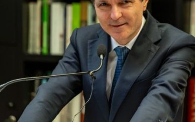 Președintele contestă la CCR legea decarbonizării energetice