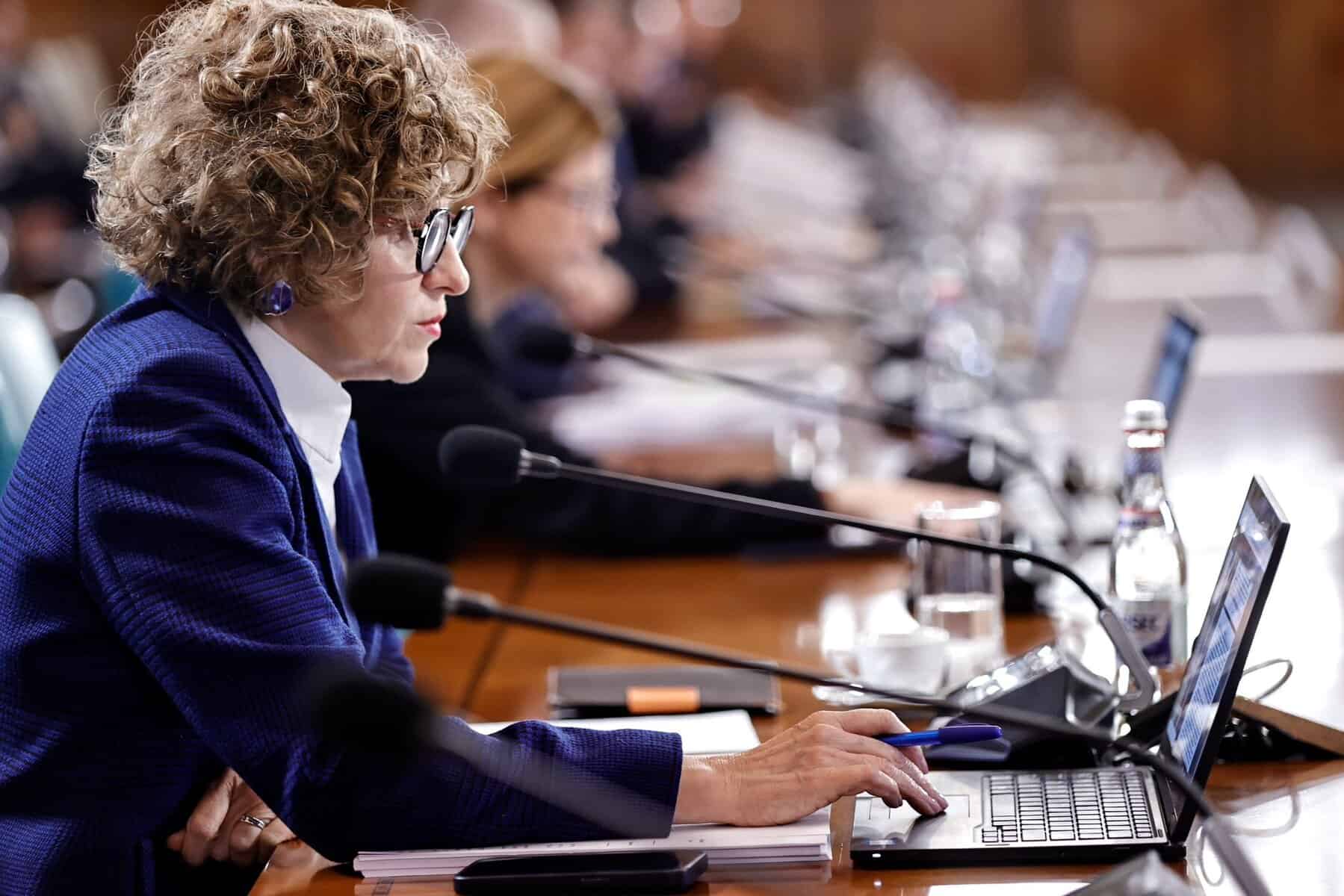 Primăriile, termen limită 25 august pentru Ghiseul.ro. Sfertul refuză