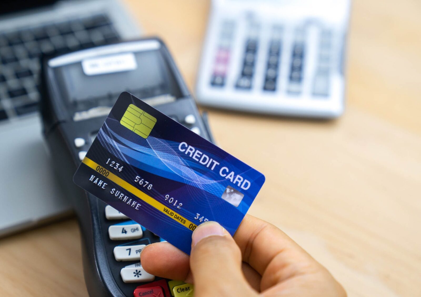 Avocatul ajută firmele: Credit MOBIL IMM și garanții